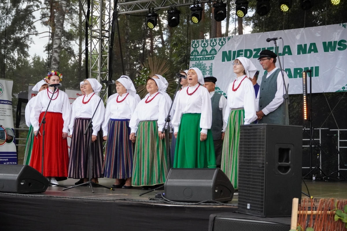Niedziela na wsi w Czarni - odpust św. Rocha [11.08.2024] - zdjęcie #17 - eOstroleka.pl