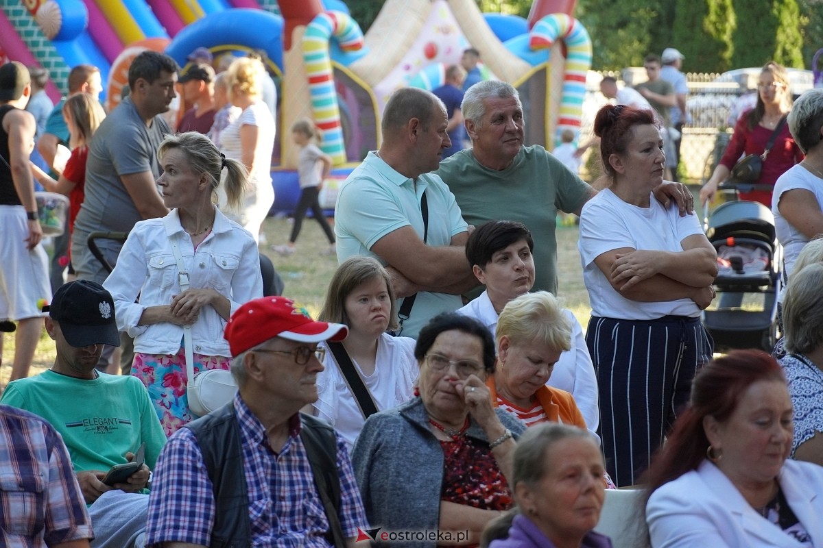 Świnia kontra Dzik - wieczorne koncerty [11.08.2024] - zdjęcie #90 - eOstroleka.pl