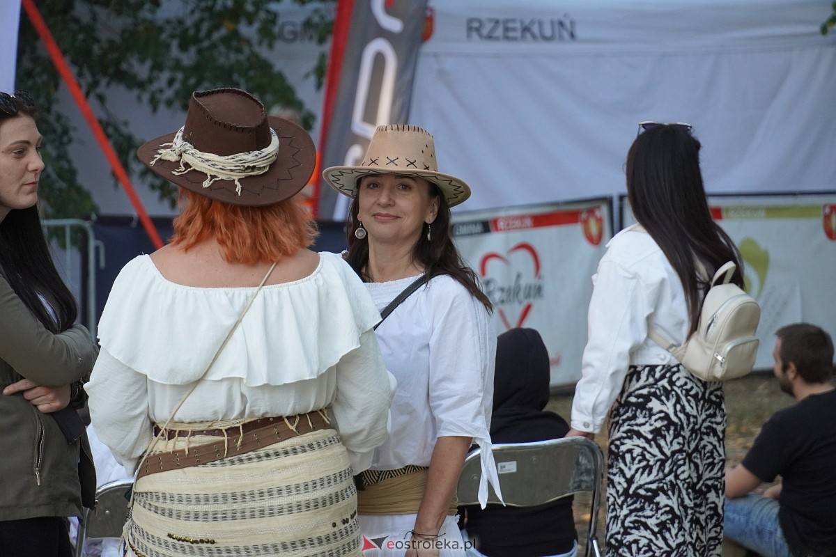 Świnia kontra Dzik - wieczorne koncerty [11.08.2024] - zdjęcie #39 - eOstroleka.pl