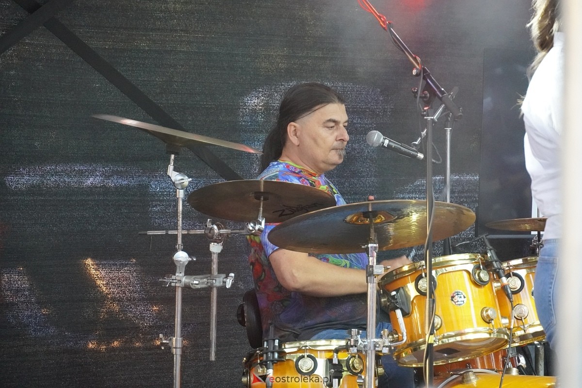 Świnia kontra Dzik - wieczorne koncerty [11.08.2024] - zdjęcie #15 - eOstroleka.pl