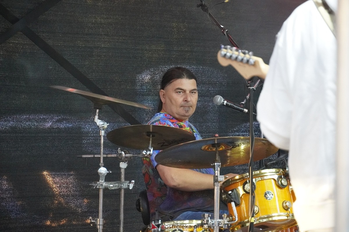 Świnia kontra Dzik - wieczorne koncerty [11.08.2024] - zdjęcie #14 - eOstroleka.pl