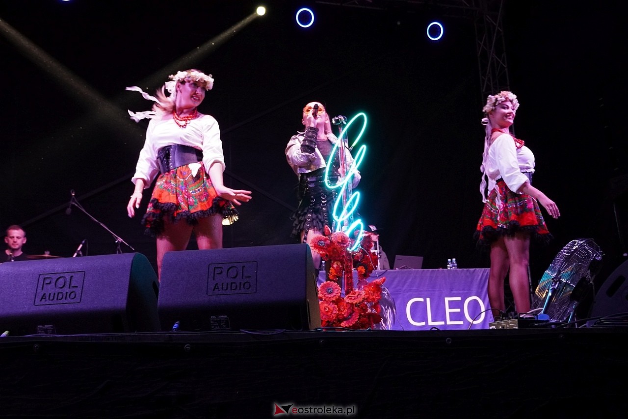 Jarmarki Czerwińskie 2024: koncert CLEO [11.08.2024] - zdjęcie #117 - eOstroleka.pl