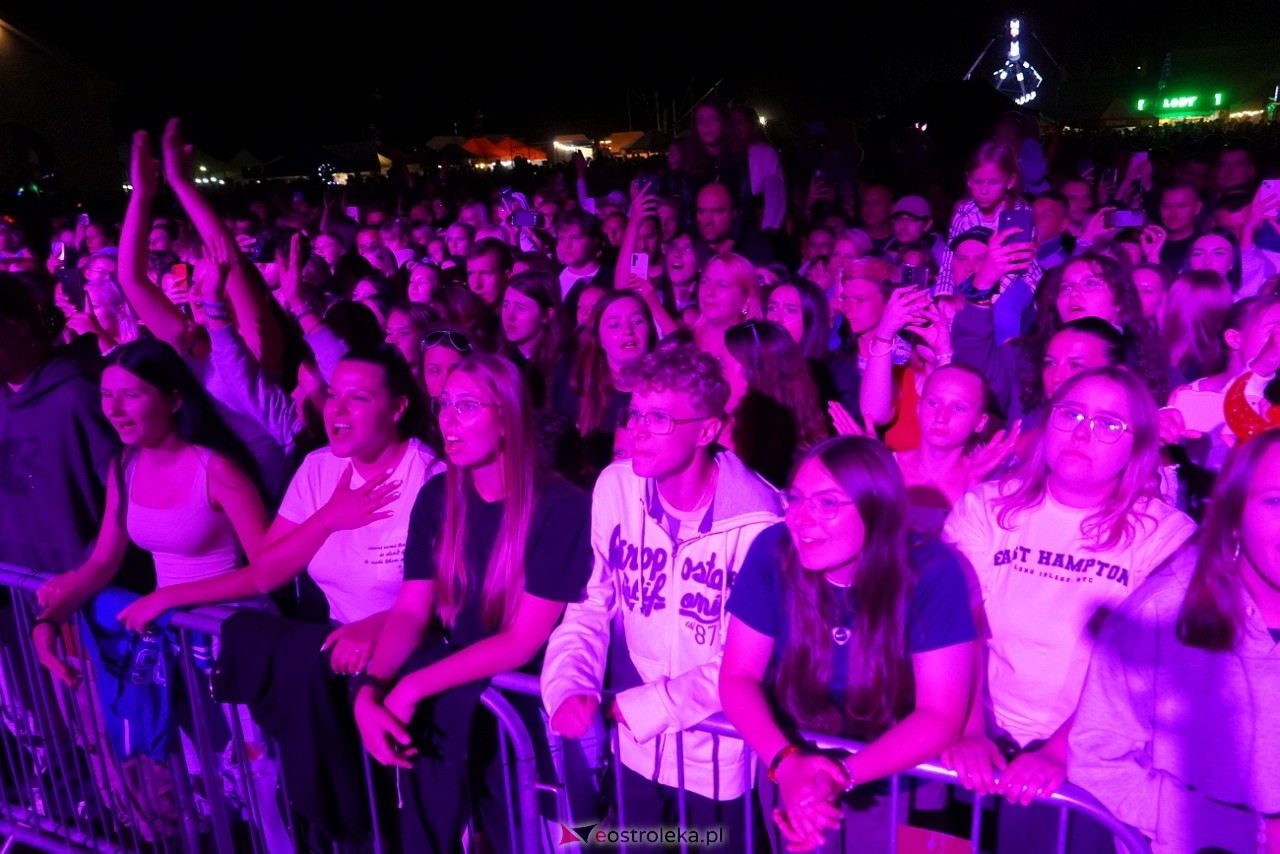 Jarmarki Czerwińskie 2024: koncert CLEO [11.08.2024] - zdjęcie #104 - eOstroleka.pl