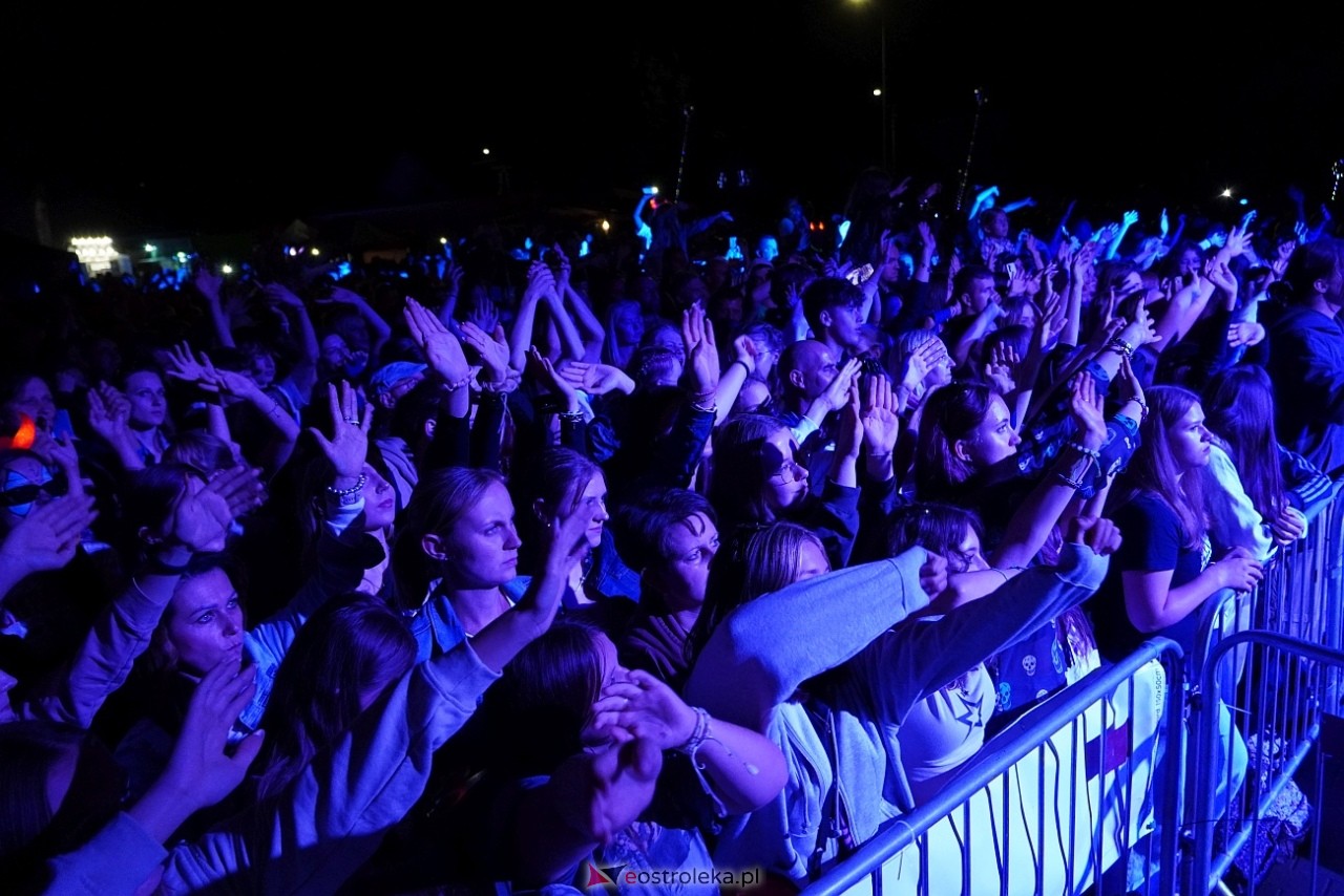 Jarmarki Czerwińskie 2024: koncert CLEO [11.08.2024] - zdjęcie #70 - eOstroleka.pl