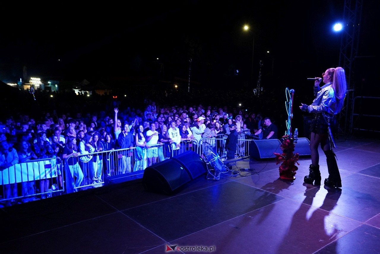Jarmarki Czerwińskie 2024: koncert CLEO [11.08.2024] - zdjęcie #67 - eOstroleka.pl