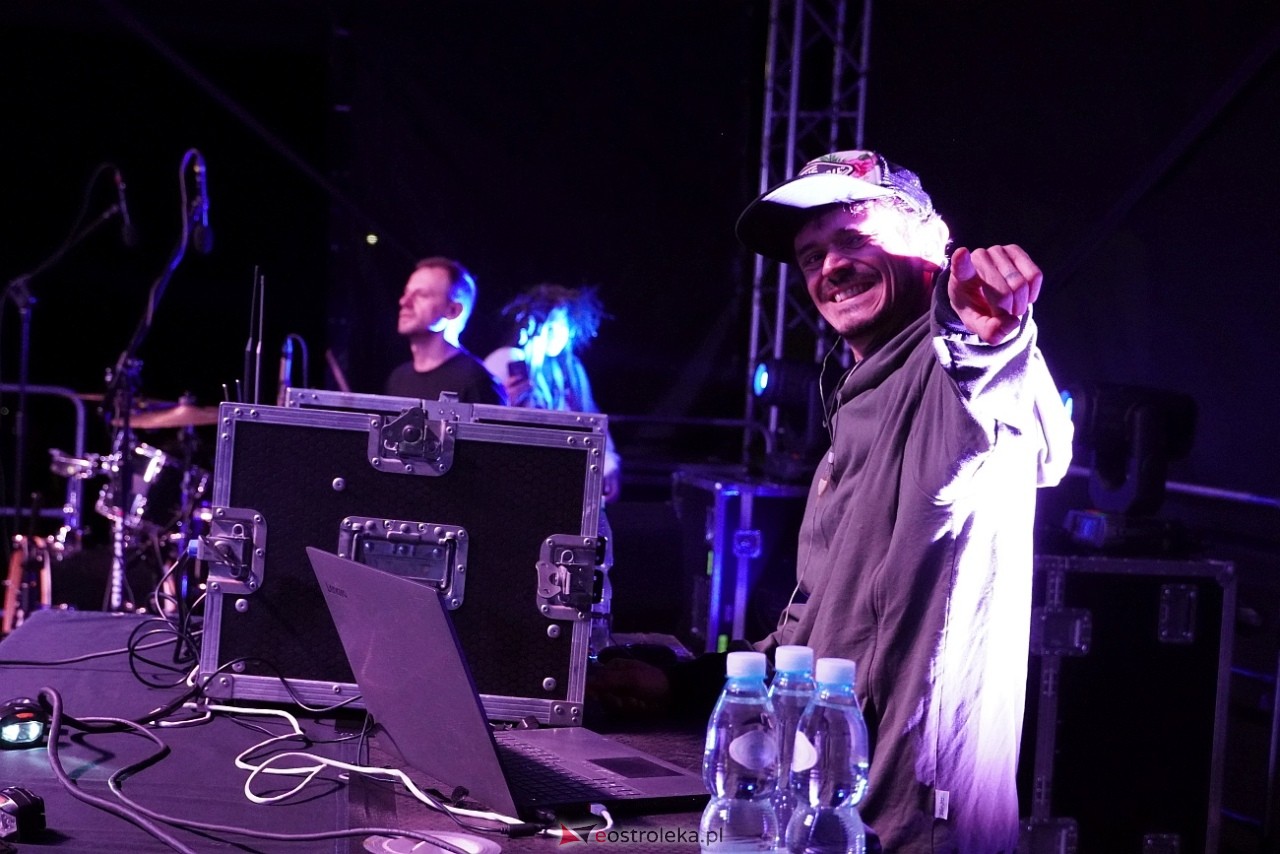 Jarmarki Czerwińskie 2024: koncert CLEO [11.08.2024] - zdjęcie #64 - eOstroleka.pl