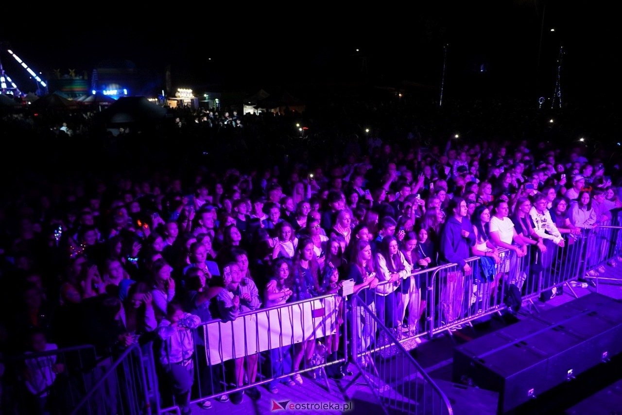 Jarmarki Czerwińskie 2024: koncert CLEO [11.08.2024] - zdjęcie #56 - eOstroleka.pl