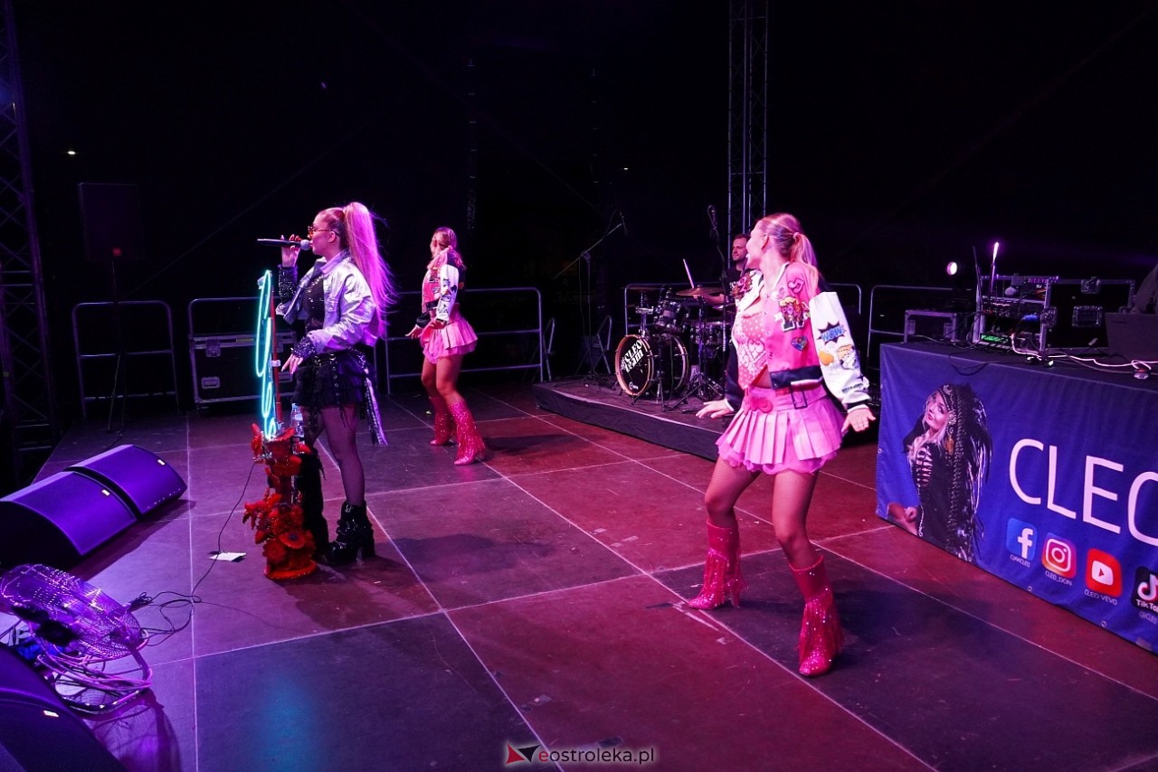 Jarmarki Czerwińskie 2024: koncert CLEO [11.08.2024] - zdjęcie #36 - eOstroleka.pl