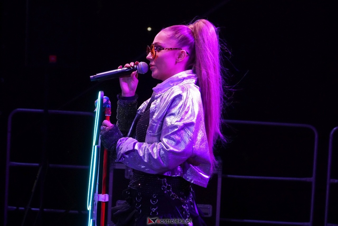 Jarmarki Czerwińskie 2024: koncert CLEO [11.08.2024] - zdjęcie #10 - eOstroleka.pl