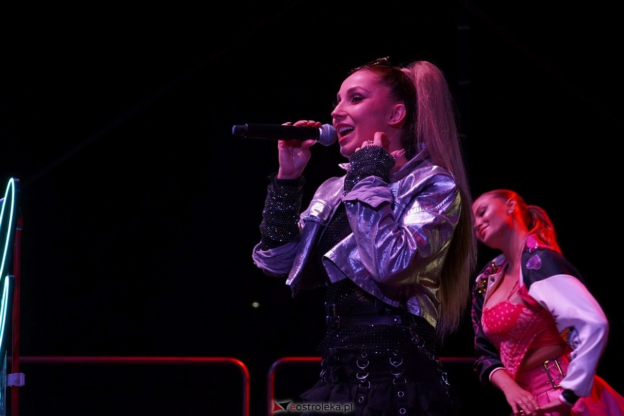 Jarmarki Czerwińskie 2024: koncert CLEO [11.08.2024] - zdjęcie #9 - eOstroleka.pl