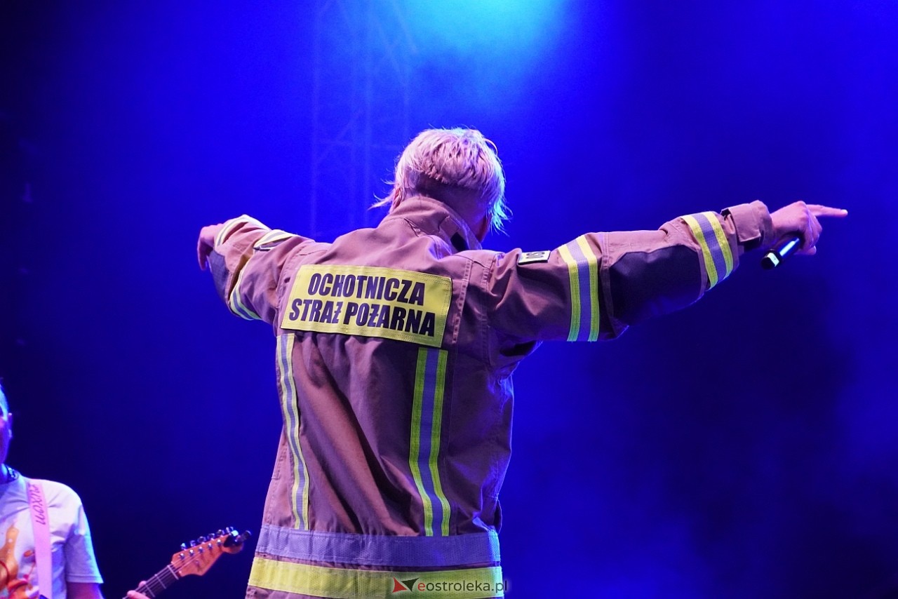 Jarmarki Czerwińskie 2024: koncert SKOLIM [11.08.2024] - zdjęcie #148 - eOstroleka.pl