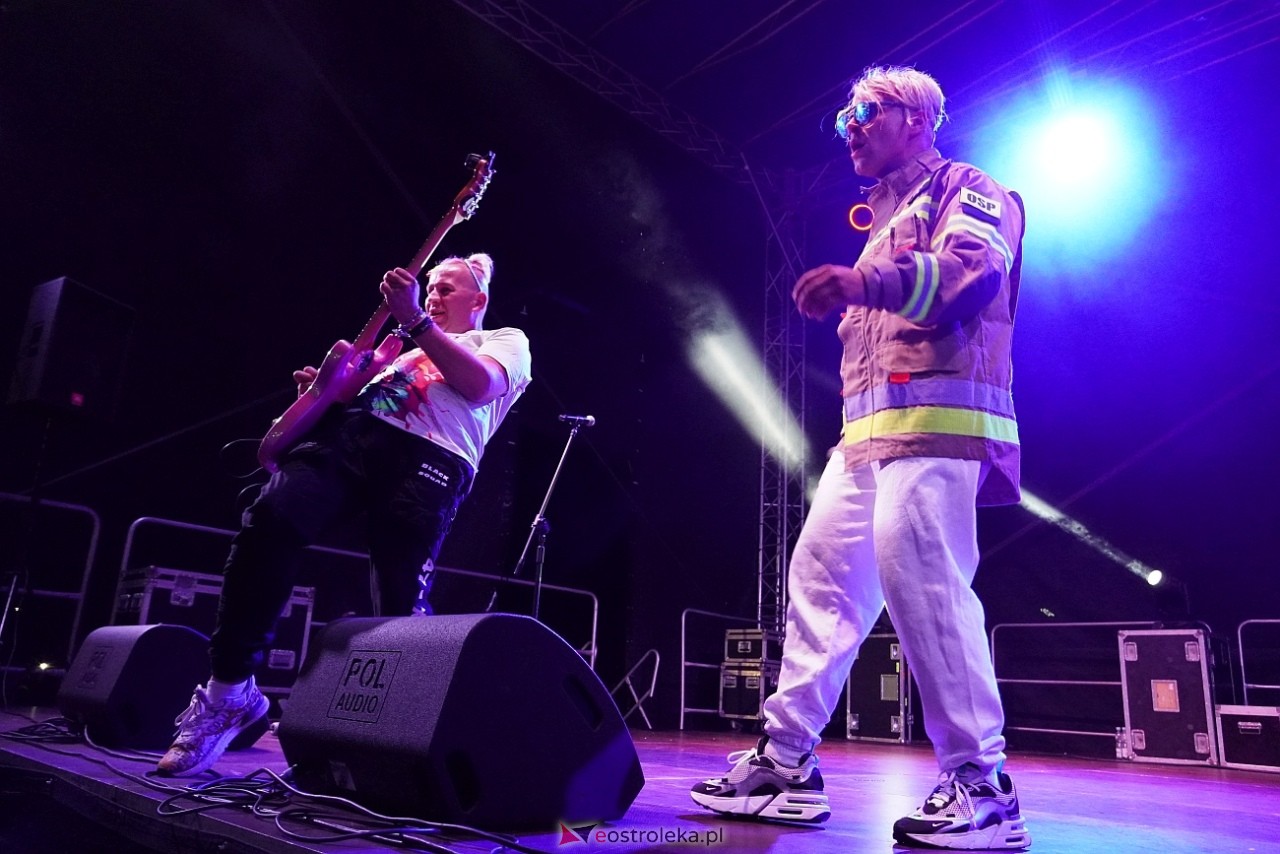Jarmarki Czerwińskie 2024: koncert SKOLIM [11.08.2024] - zdjęcie #135 - eOstroleka.pl