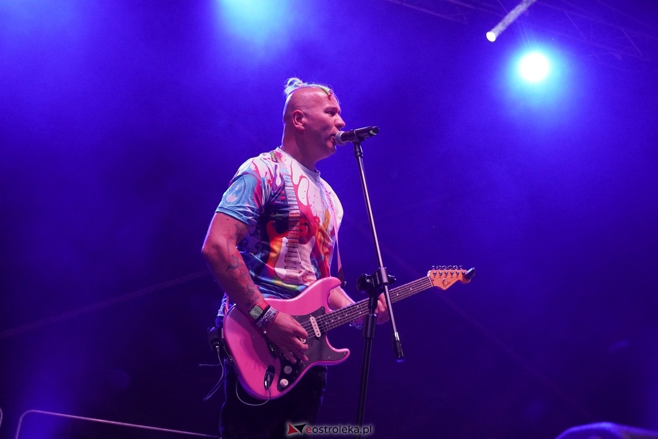 Jarmarki Czerwińskie 2024: koncert SKOLIM [11.08.2024] - zdjęcie #129 - eOstroleka.pl