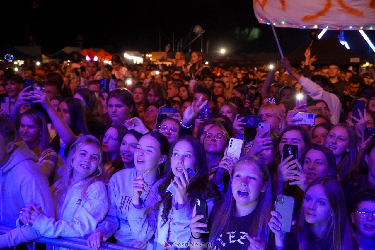 Jarmarki Czerwińskie 2024: koncert SKOLIM [11.08.2024] - zdjęcie #124 - eOstroleka.pl