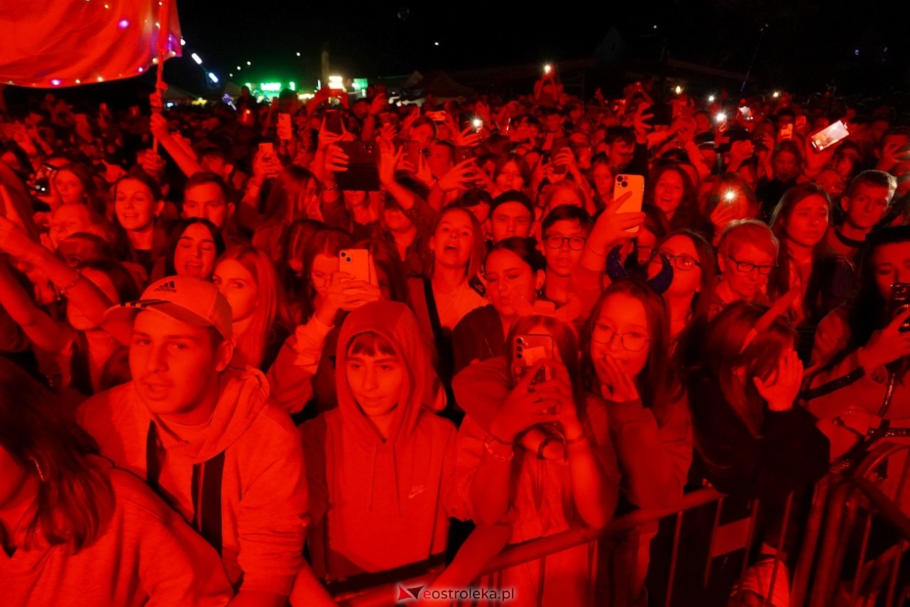 Jarmarki Czerwińskie 2024: koncert SKOLIM [11.08.2024] - zdjęcie #106 - eOstroleka.pl