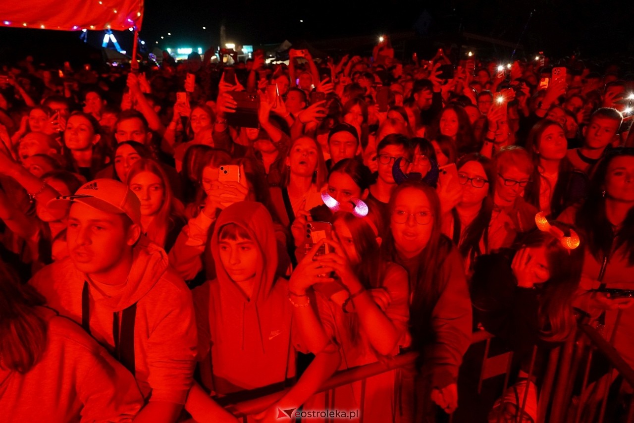 Jarmarki Czerwińskie 2024: koncert SKOLIM [11.08.2024] - zdjęcie #105 - eOstroleka.pl