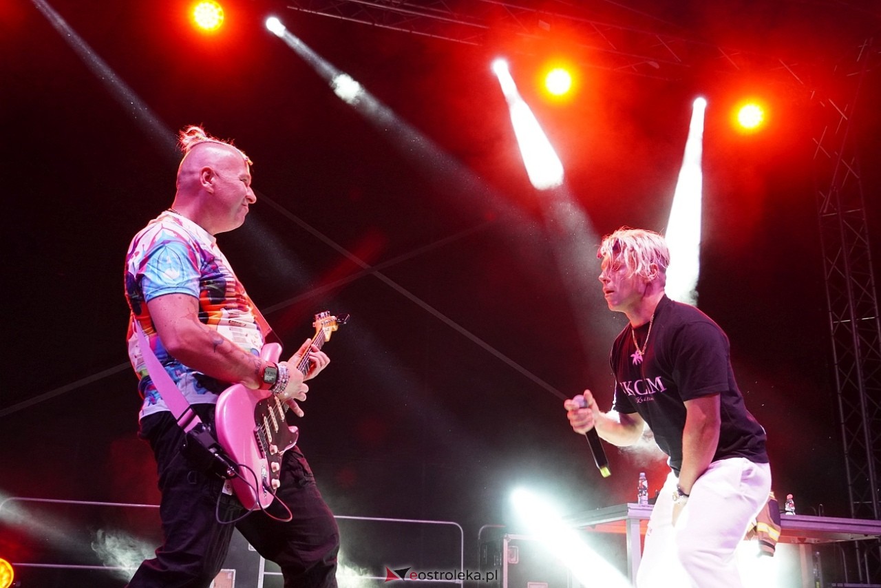 Jarmarki Czerwińskie 2024: koncert SKOLIM [11.08.2024] - zdjęcie #102 - eOstroleka.pl