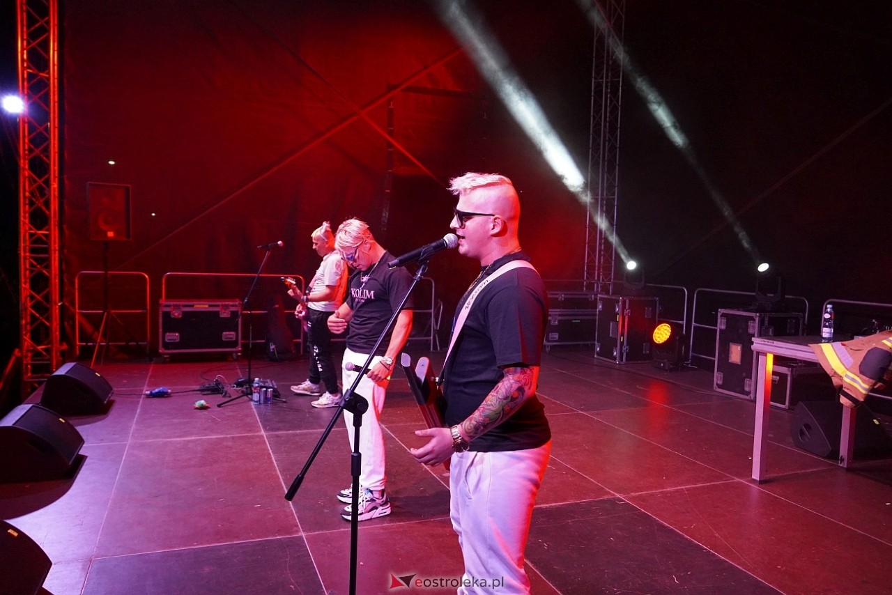 Jarmarki Czerwińskie 2024: koncert SKOLIM [11.08.2024] - zdjęcie #87 - eOstroleka.pl