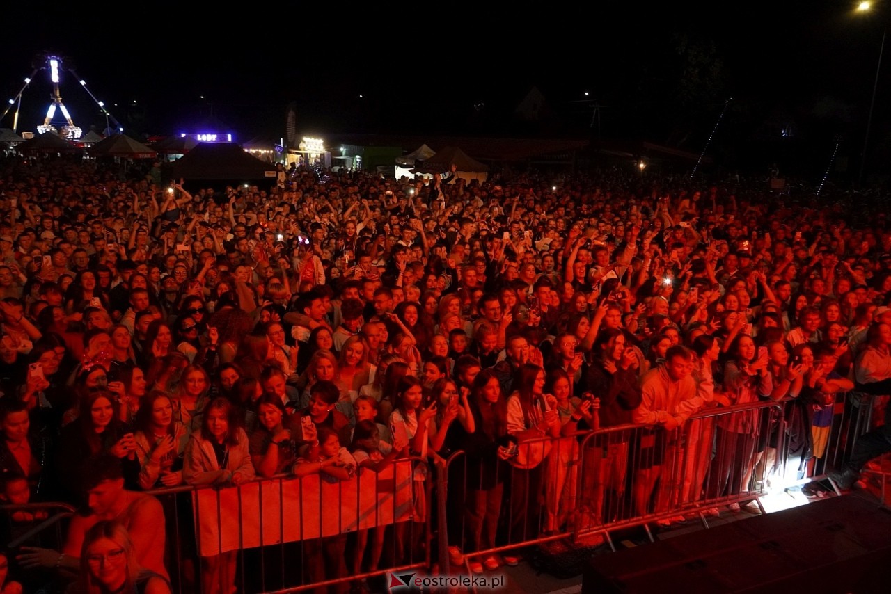 Jarmarki Czerwińskie 2024: koncert SKOLIM [11.08.2024] - zdjęcie #83 - eOstroleka.pl