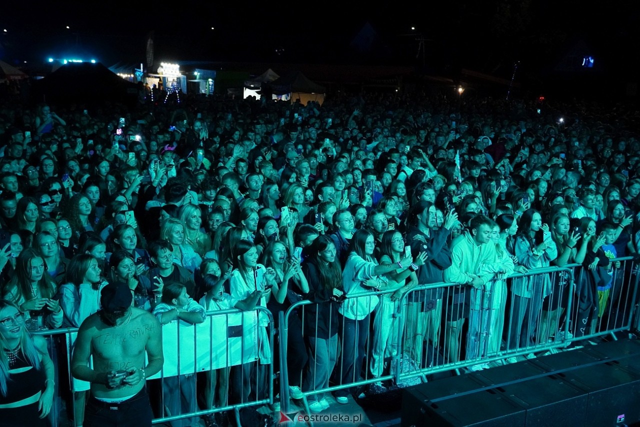 Jarmarki Czerwińskie 2024: koncert SKOLIM [11.08.2024] - zdjęcie #82 - eOstroleka.pl