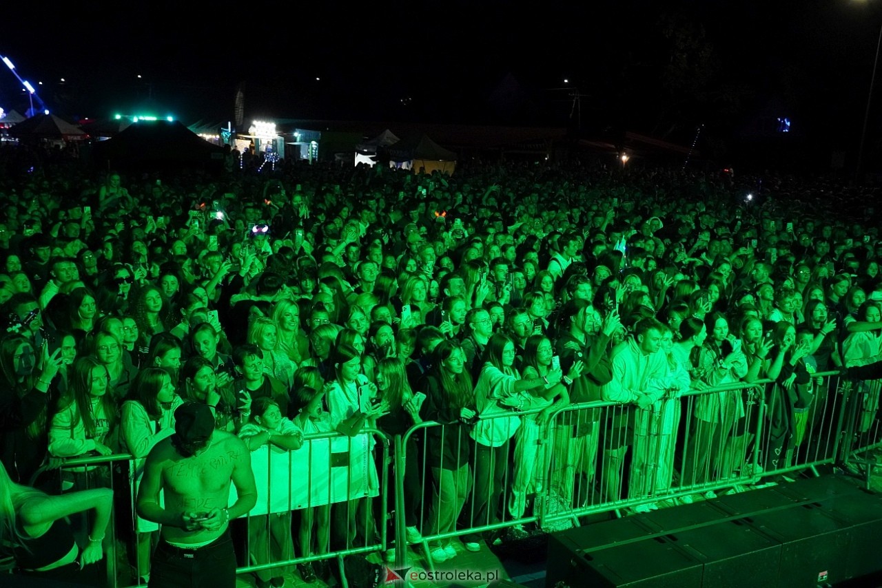 Jarmarki Czerwińskie 2024: koncert SKOLIM [11.08.2024] - zdjęcie #81 - eOstroleka.pl