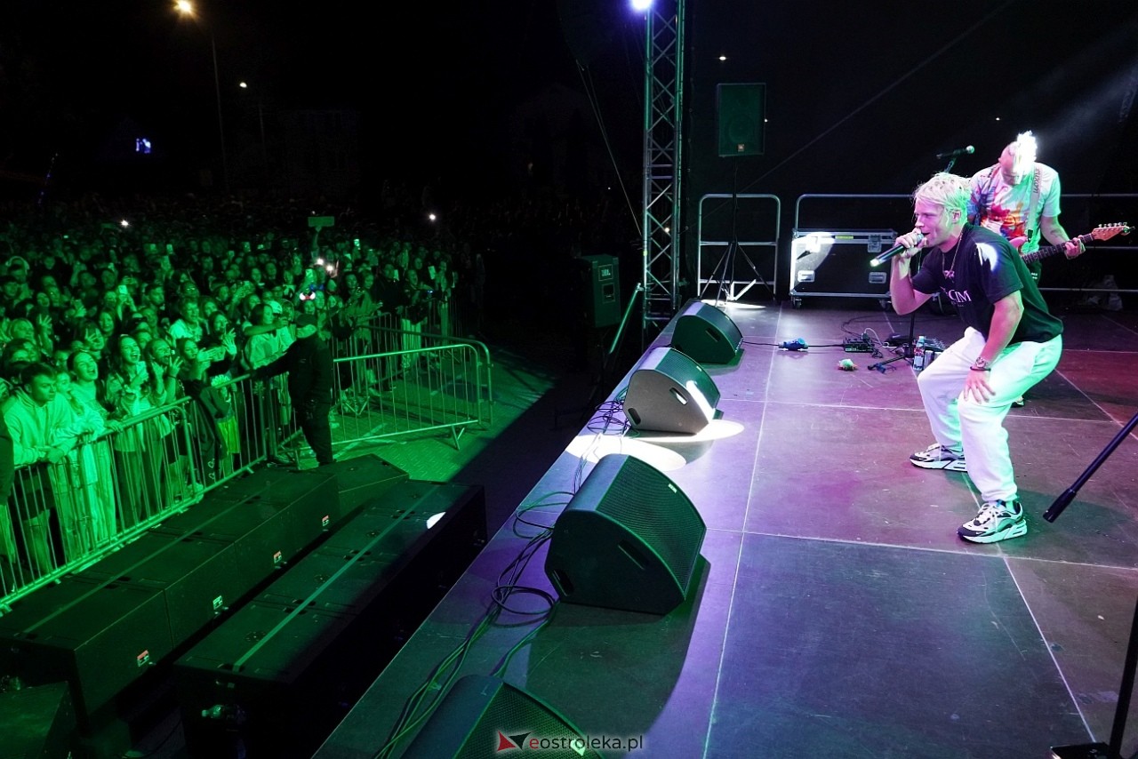 Jarmarki Czerwińskie 2024: koncert SKOLIM [11.08.2024] - zdjęcie #79 - eOstroleka.pl
