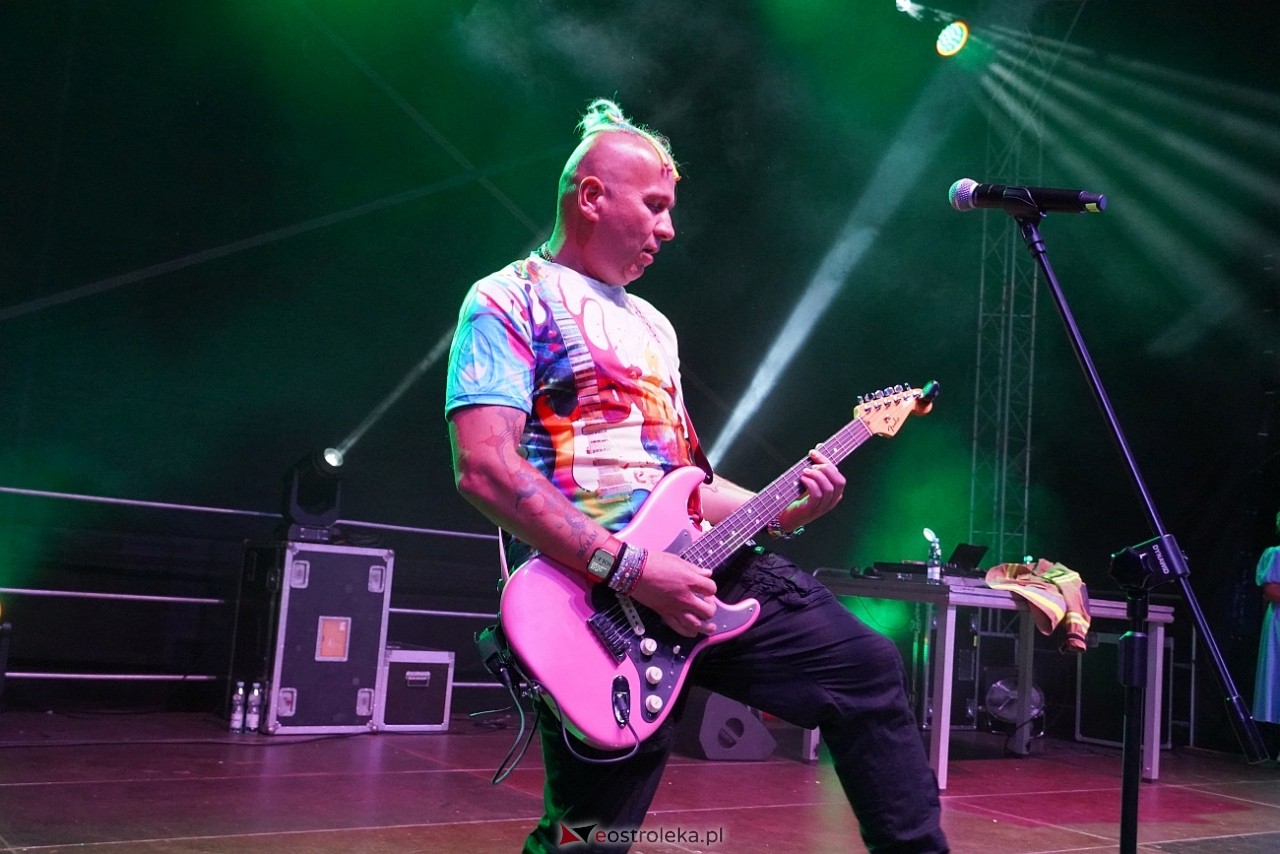 Jarmarki Czerwińskie 2024: koncert SKOLIM [11.08.2024] - zdjęcie #70 - eOstroleka.pl