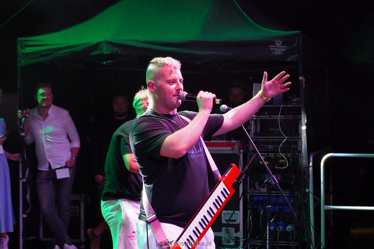 Jarmarki Czerwińskie 2024: koncert SKOLIM [11.08.2024] - zdjęcie #63 - eOstroleka.pl