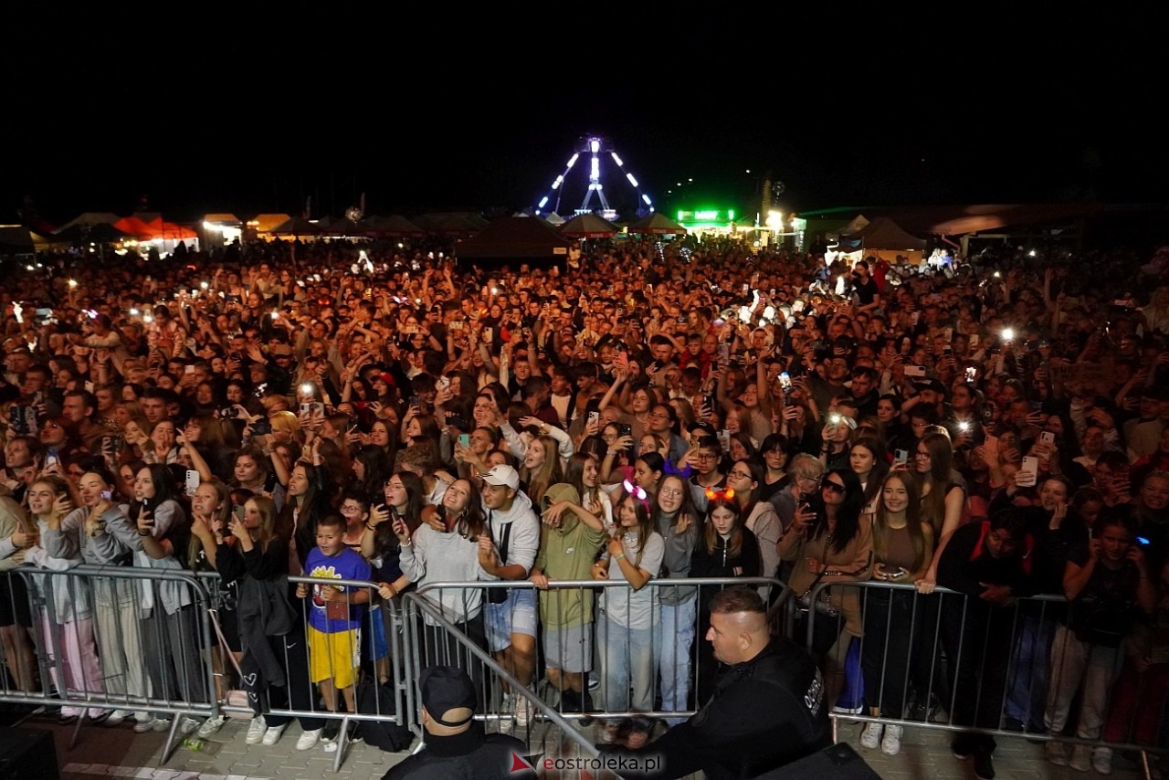 Jarmarki Czerwińskie 2024: koncert SKOLIM [11.08.2024] - zdjęcie #50 - eOstroleka.pl