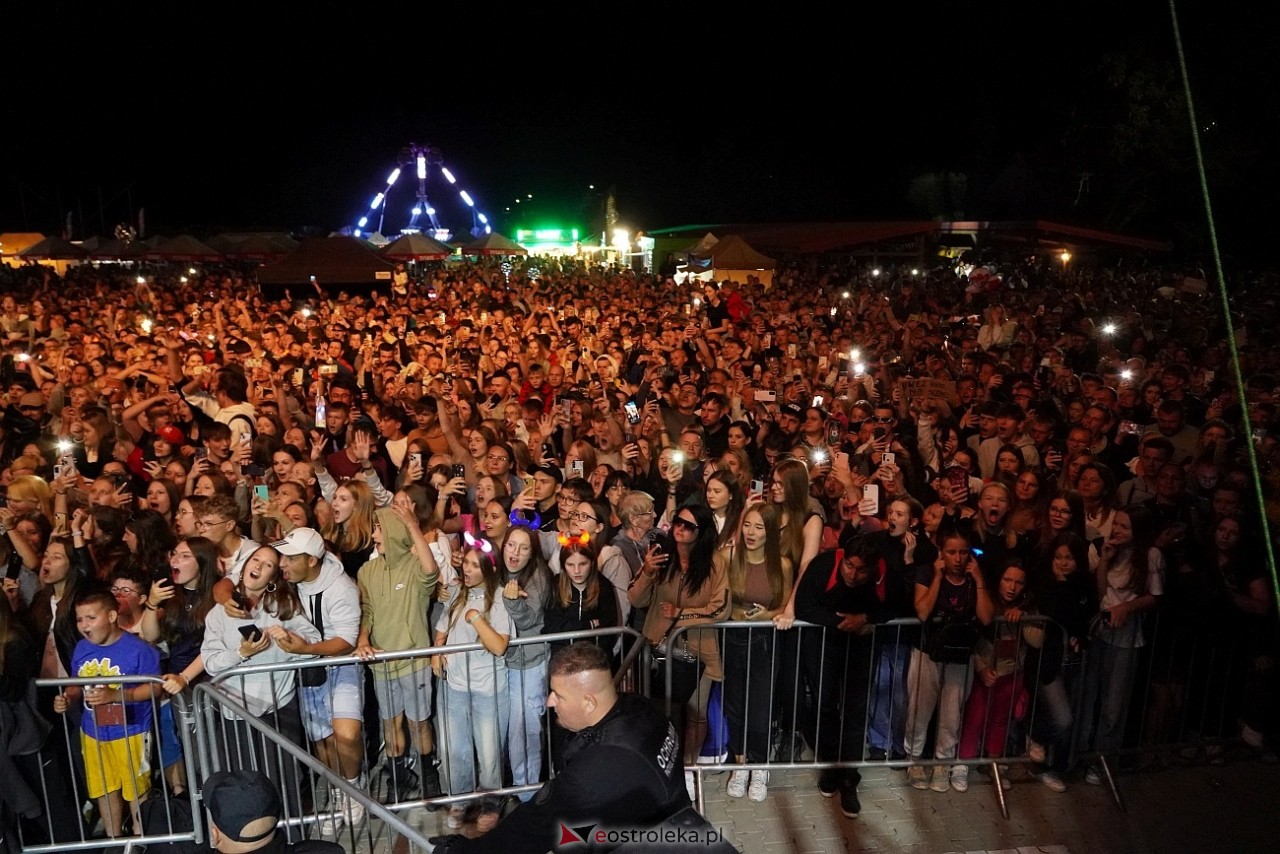 Jarmarki Czerwińskie 2024: koncert SKOLIM [11.08.2024] - zdjęcie #49 - eOstroleka.pl