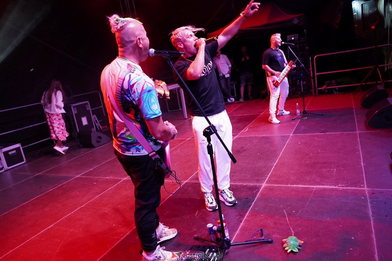 Jarmarki Czerwińskie 2024: koncert SKOLIM [11.08.2024] - zdjęcie #46 - eOstroleka.pl