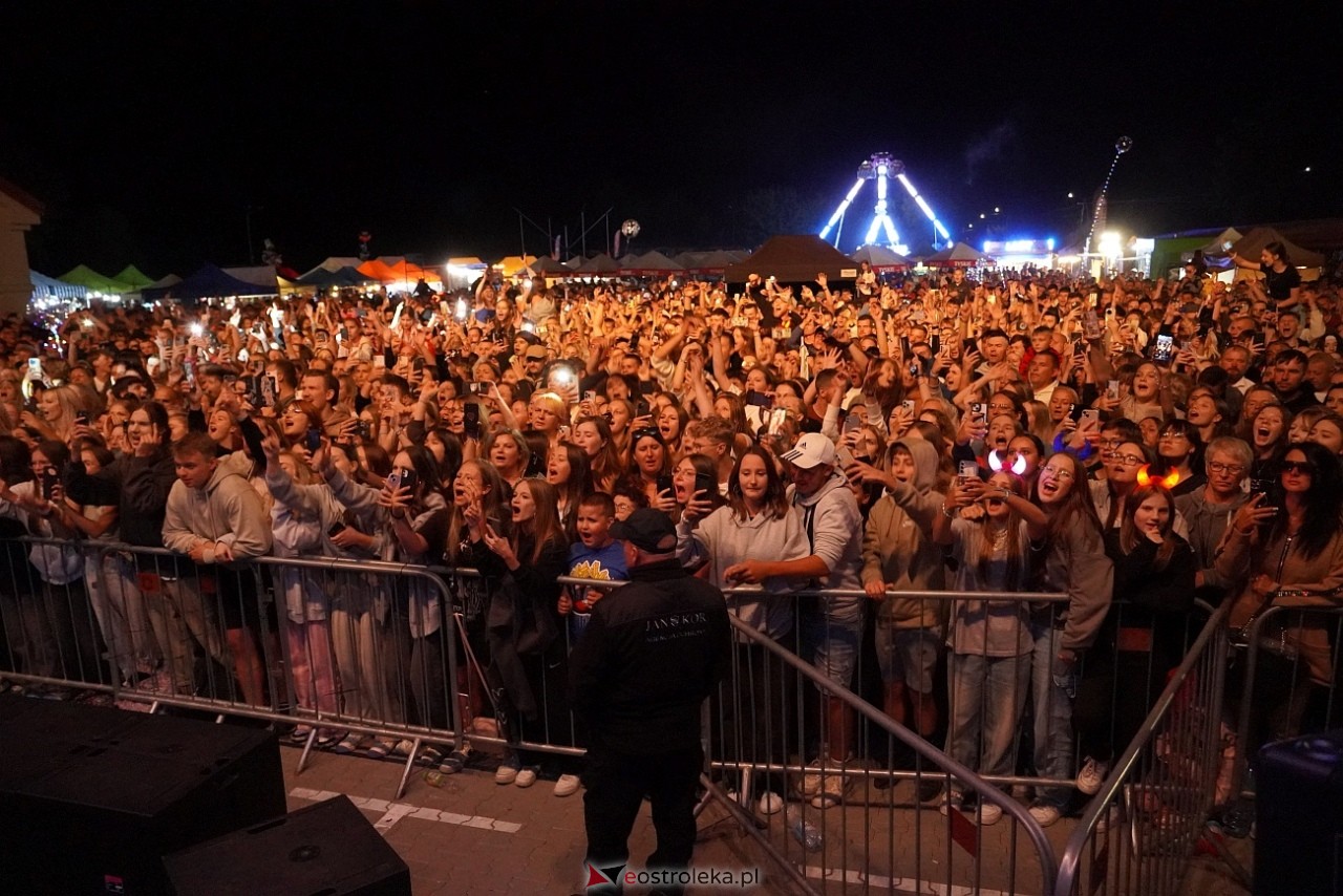 Jarmarki Czerwińskie 2024: koncert SKOLIM [11.08.2024] - zdjęcie #40 - eOstroleka.pl
