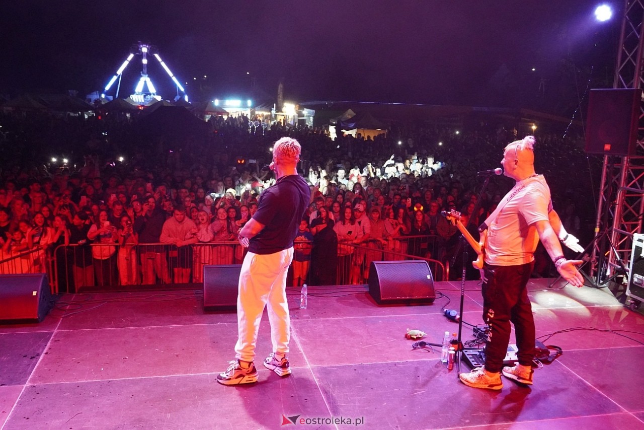 Jarmarki Czerwińskie 2024: koncert SKOLIM [11.08.2024] - zdjęcie #32 - eOstroleka.pl