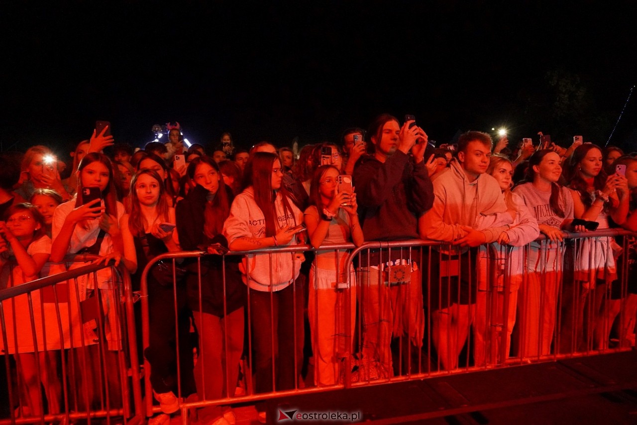 Jarmarki Czerwińskie 2024: koncert SKOLIM [11.08.2024] - zdjęcie #24 - eOstroleka.pl