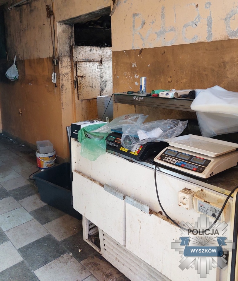 Fabryka klefedronu w powiecie wyszkowskim zlikwidowana przez policję [12.08.2024] - zdjęcie #11 - eOstroleka.pl
