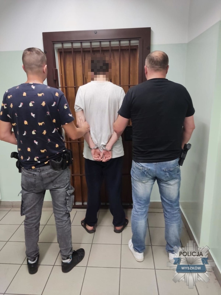 Fabryka klefedronu w powiecie wyszkowskim zlikwidowana przez policję [12.08.2024] - zdjęcie #6 - eOstroleka.pl