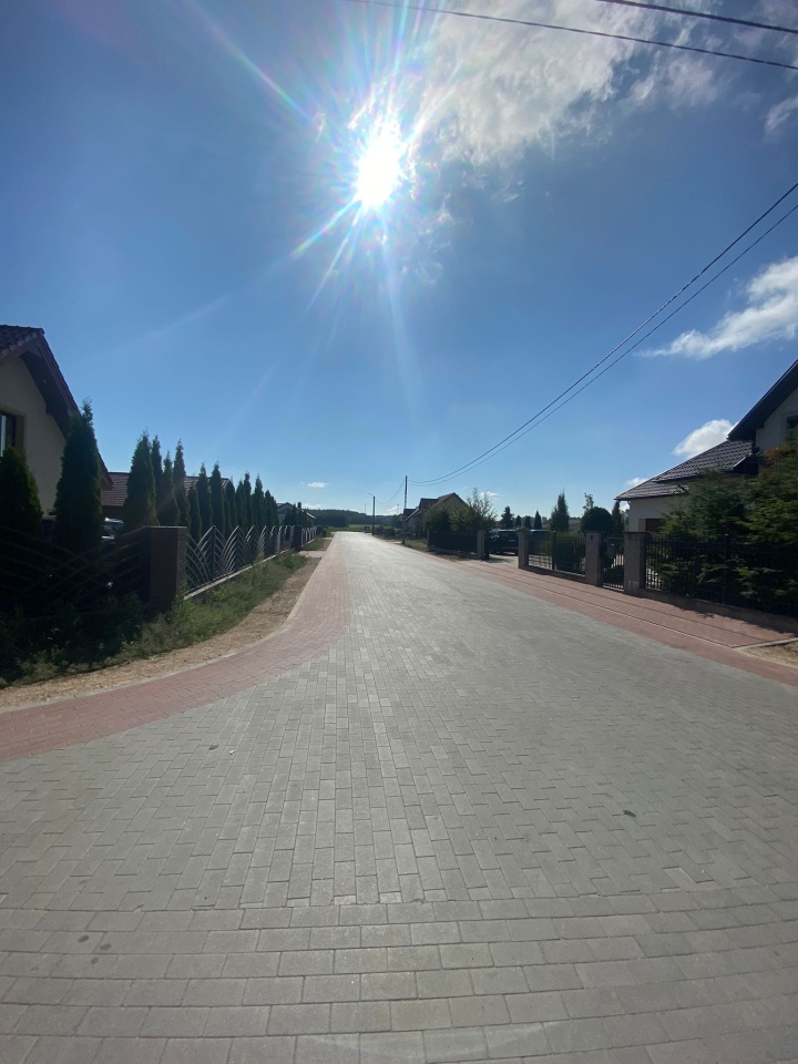 Inwestycje drogowe w Czerwinie [12.08.2024] - zdjęcie #4 - eOstroleka.pl