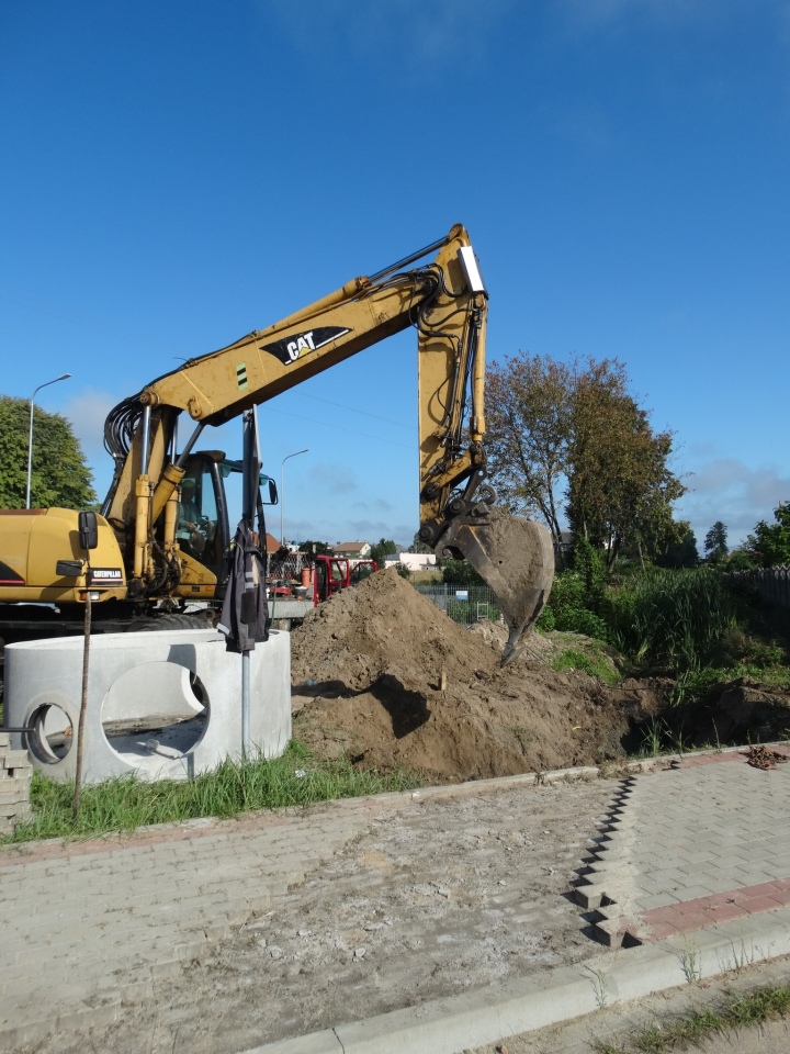 Inwestycje drogowe w Czerwinie [12.08.2024] - zdjęcie #3 - eOstroleka.pl