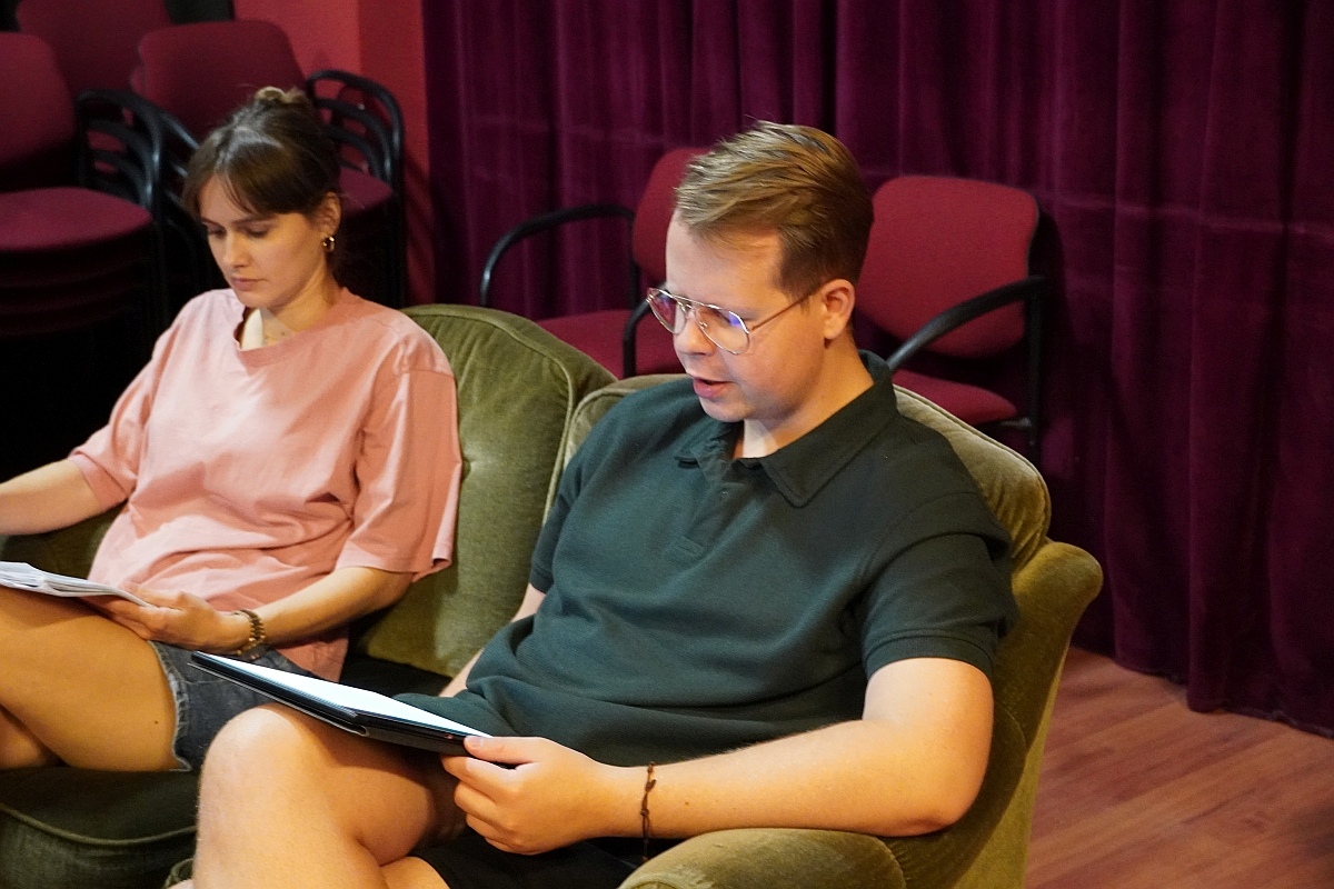 Próba Teatru Tutejszego w Klubie Oczko [14.08.2024] - zdjęcie #18 - eOstroleka.pl