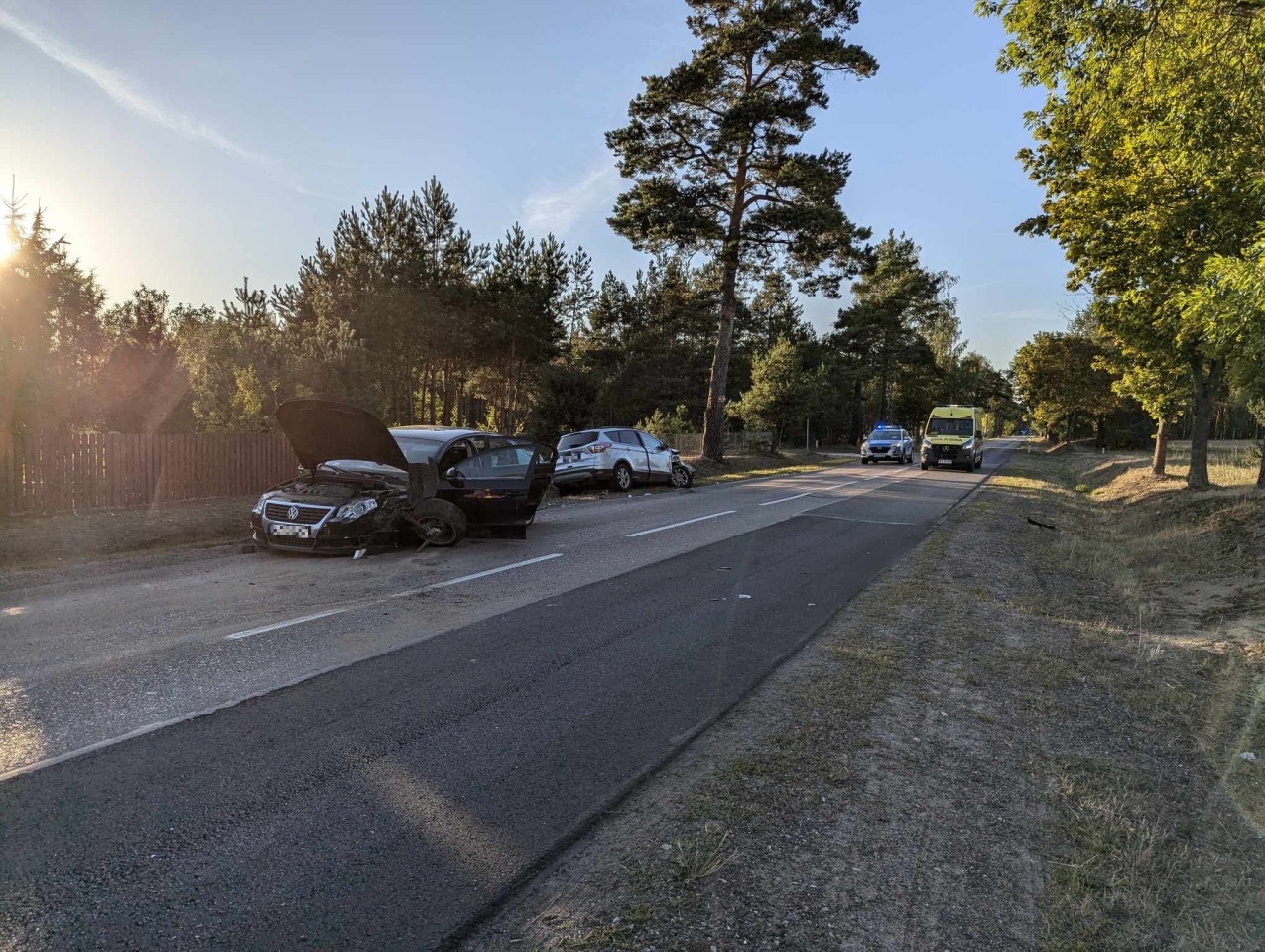 Wypadek na DK53 w Wydmusach [14.08.2024] - zdjęcie #4 - eOstroleka.pl