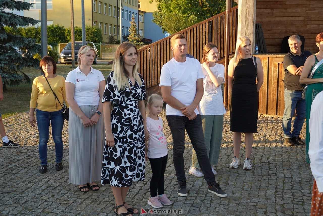 W Myszyńcu bili rekord we wspólnym wykonaniu Starej Babki [14.08.2024] - zdjęcie #72 - eOstroleka.pl