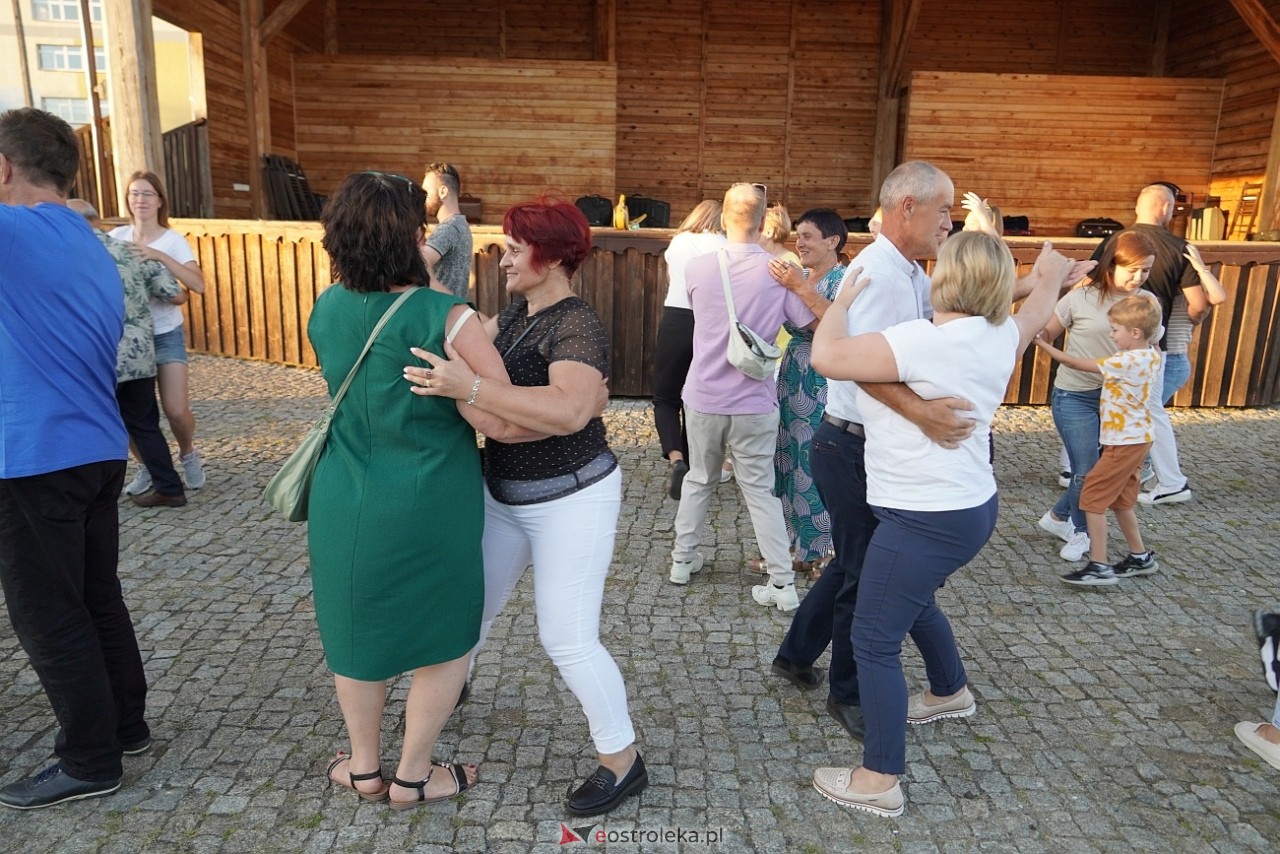 W Myszyńcu bili rekord we wspólnym wykonaniu Starej Babki [14.08.2024] - zdjęcie #47 - eOstroleka.pl