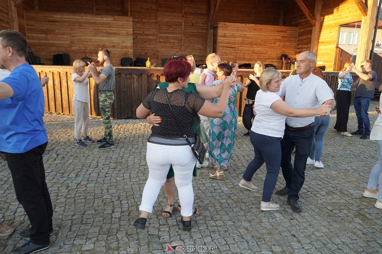 W Myszyńcu bili rekord we wspólnym wykonaniu Starej Babki [14.08.2024] - zdjęcie #45 - eOstroleka.pl