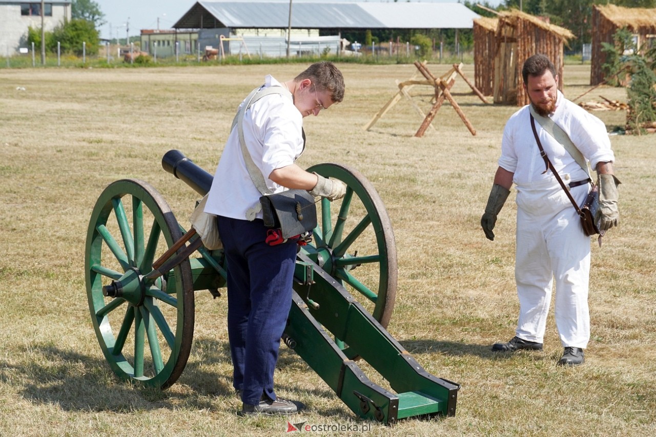 Piknik Militarny w Rzekuniu [17.08.2024] - zdjęcie #77 - eOstroleka.pl