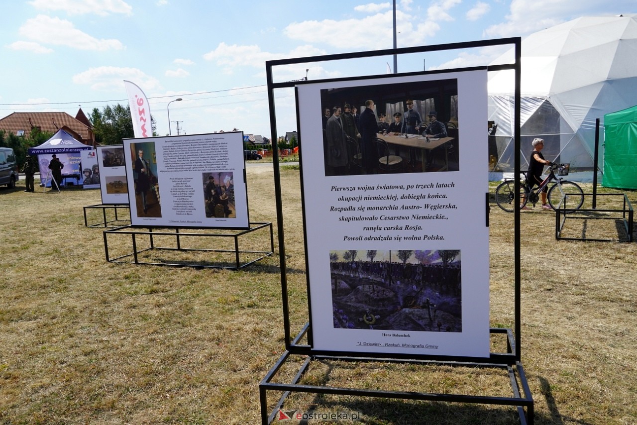 Piknik Militarny w Rzekuniu [17.08.2024] - zdjęcie #76 - eOstroleka.pl