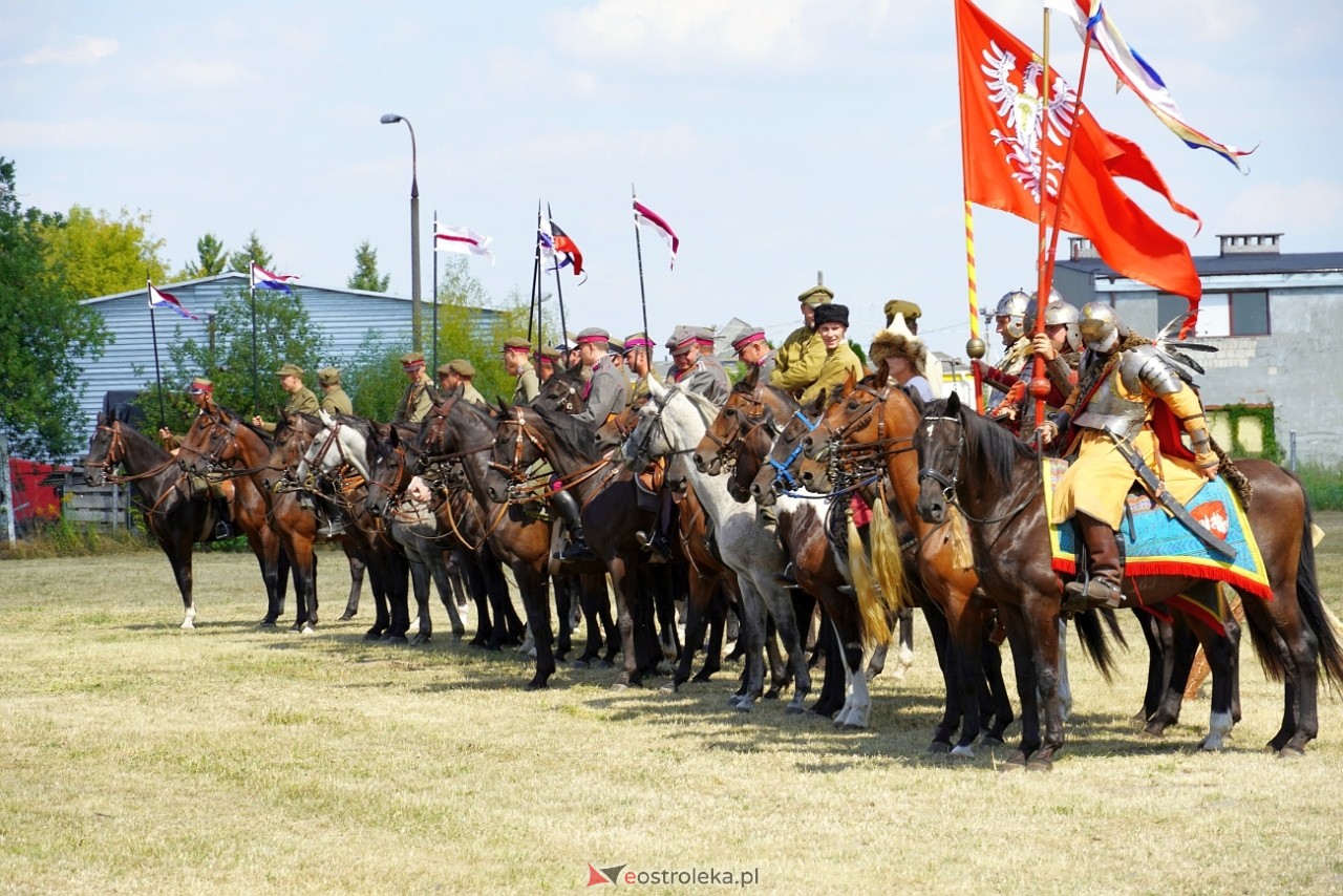 Piknik Militarny w Rzekuniu [17.08.2024] - zdjęcie #67 - eOstroleka.pl