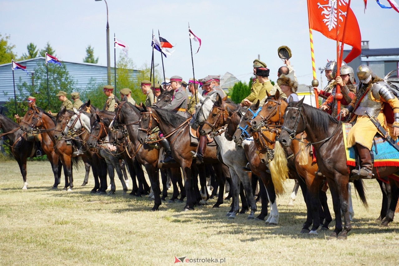 Piknik Militarny w Rzekuniu [17.08.2024] - zdjęcie #66 - eOstroleka.pl