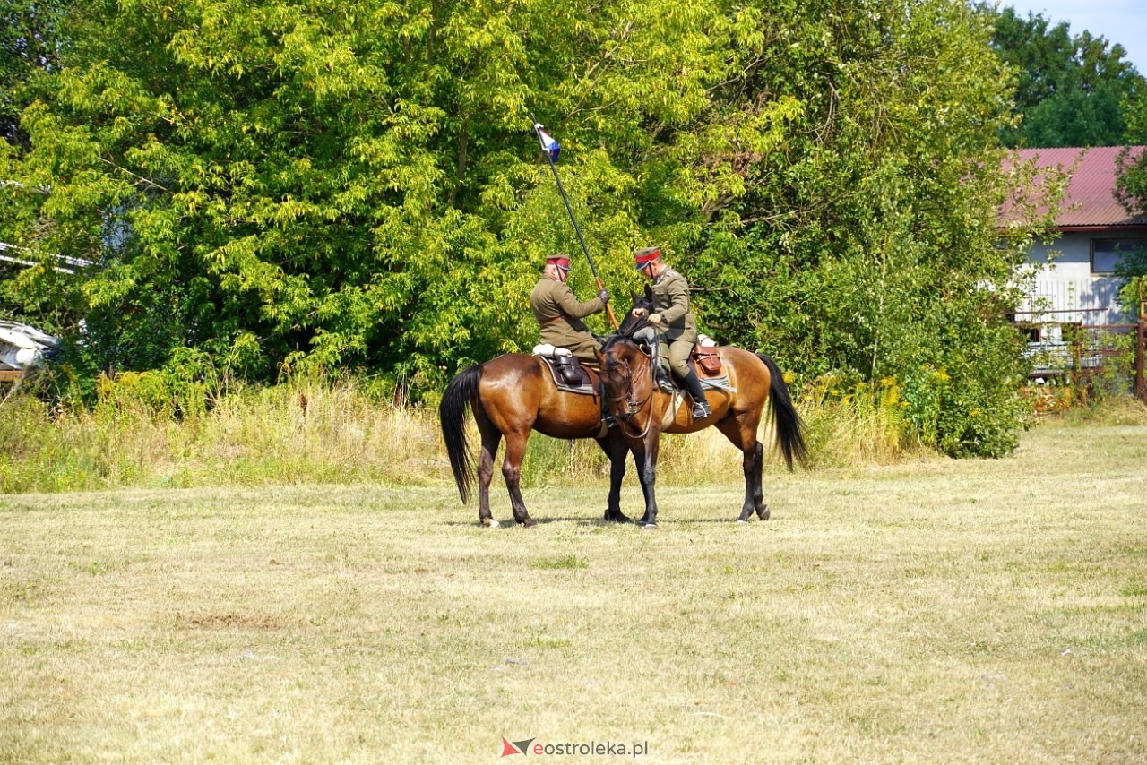 Piknik Militarny w Rzekuniu [17.08.2024] - zdjęcie #63 - eOstroleka.pl