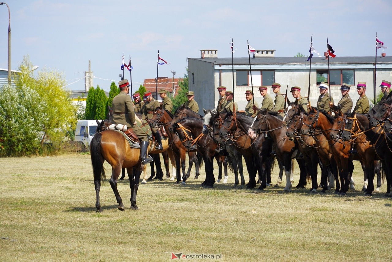 Piknik Militarny w Rzekuniu [17.08.2024] - zdjęcie #54 - eOstroleka.pl