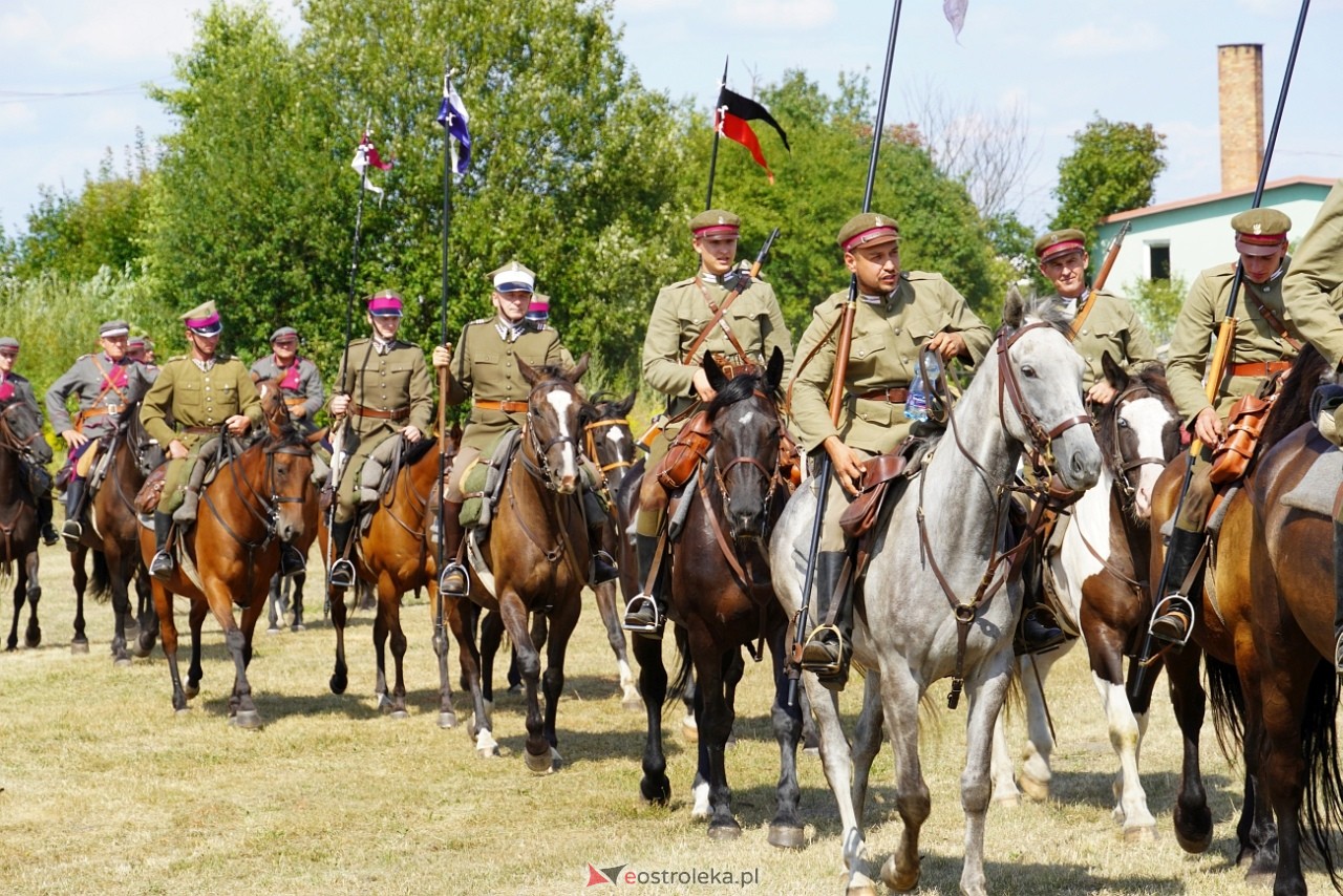 Piknik Militarny w Rzekuniu [17.08.2024] - zdjęcie #43 - eOstroleka.pl